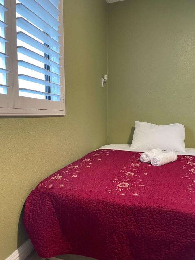 Private Room In Los Angeles With Ac, Strong Wifi, Smart Tv, Work Desk Near Sofi Stadium Luaran gambar